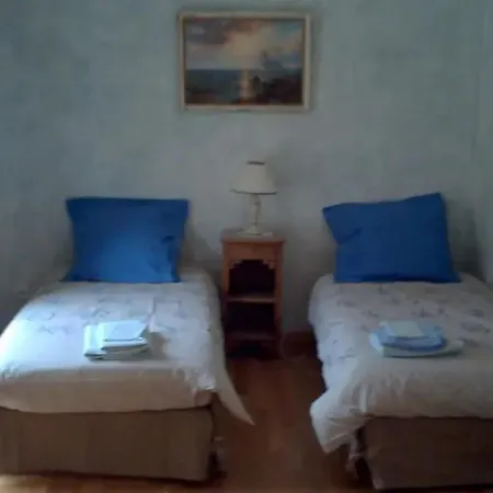 Holiday home Maison Familiale Avec Piscine Privee A